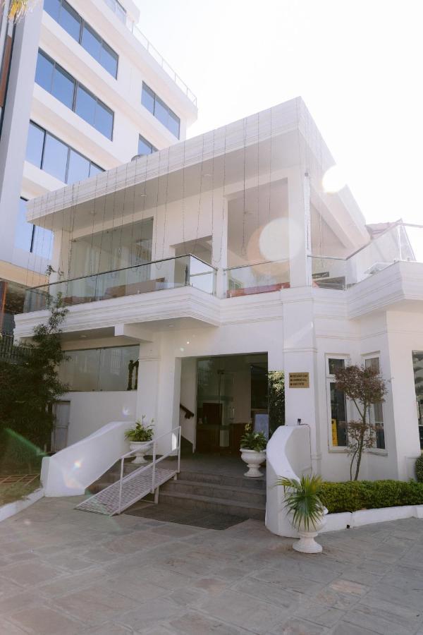 Aranya Boutique Hotel Katmandú Exterior foto